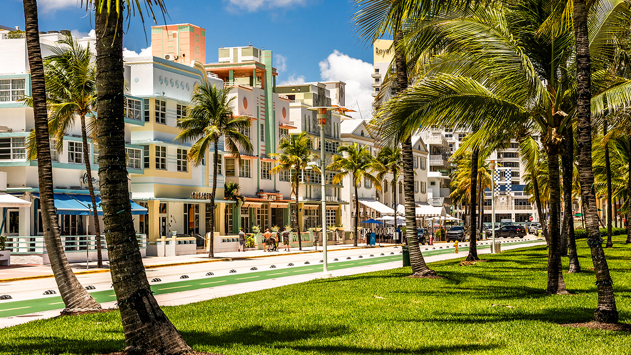 Miami leads nation in home delistings as sellers play the waiting game for better returns