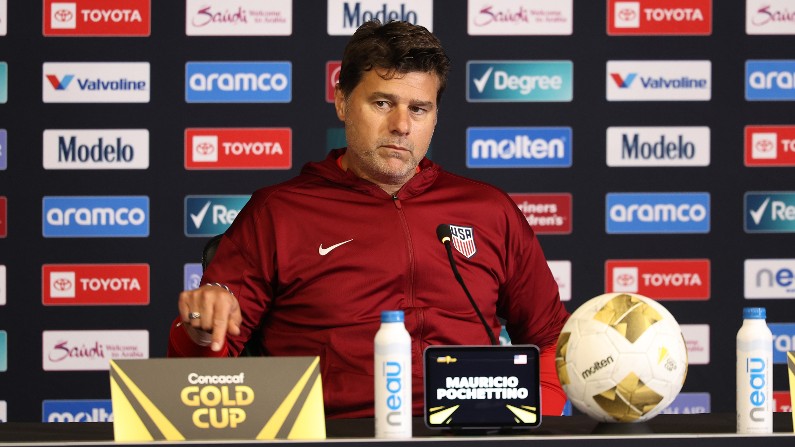 USMNT Manager Mauricio Pochettino Under Fire For Problematic Comments About Fans