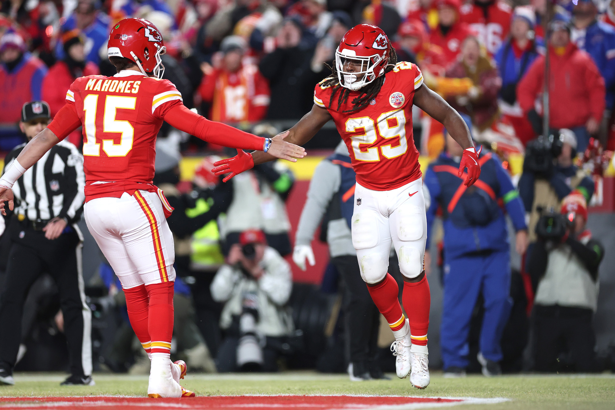 Patrick Mahomes Says Kareem Hunt is ‘Not a Bad Person’ Years After Assault
