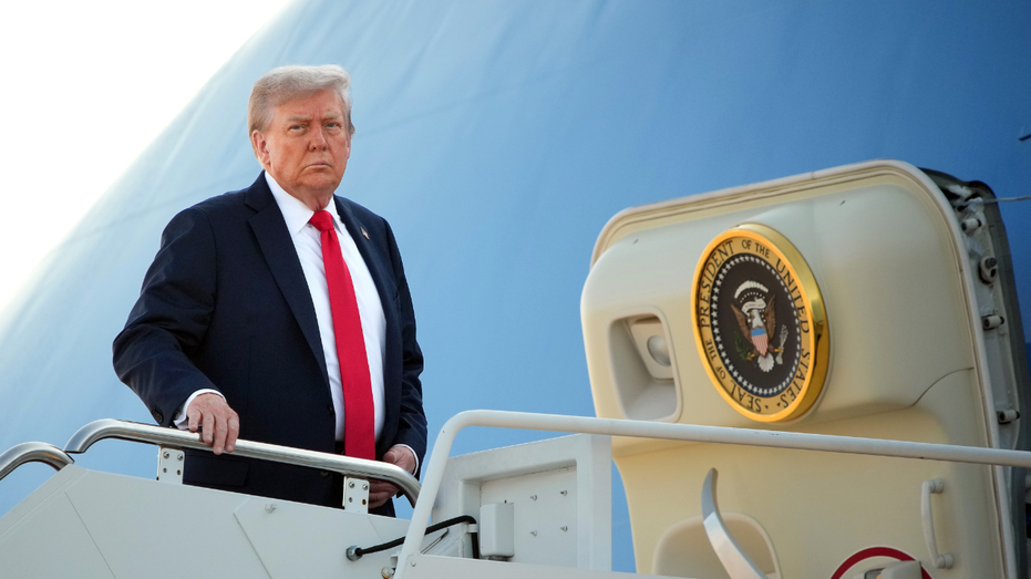 Back from Alaska, Trump starts week with crucial foreign policy talks over Ukraine war