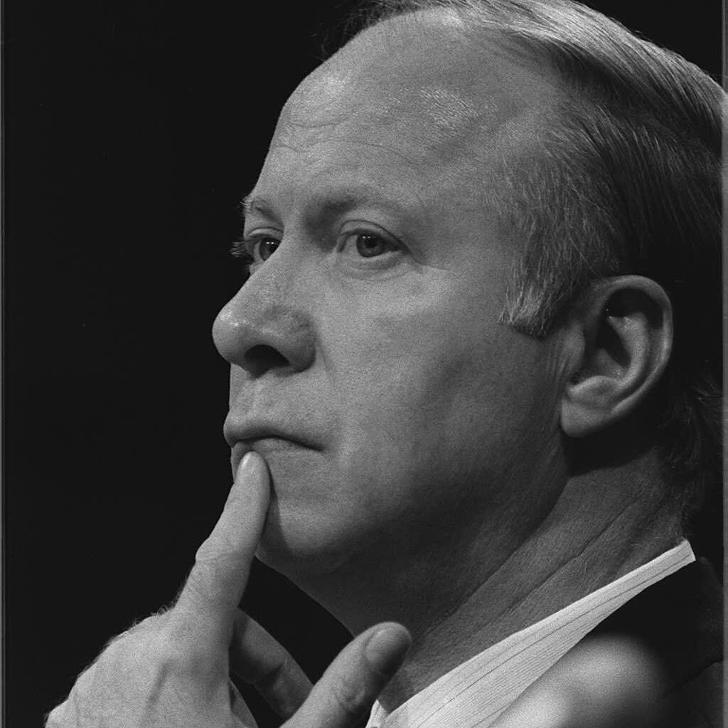 David Gergen, Adviser to Presidents and Political Commentator, Dies at 83