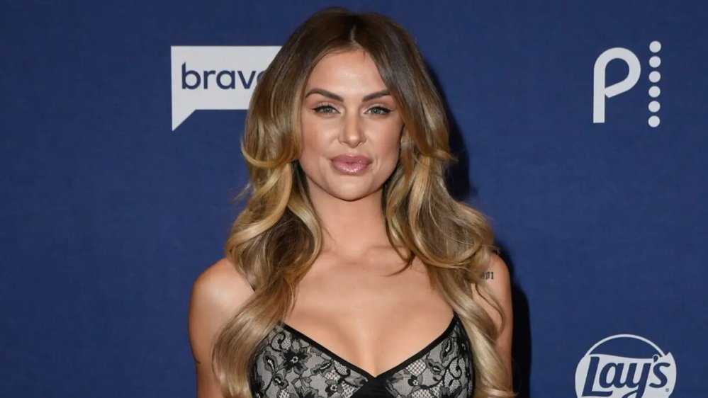Lala Kent’s ‘Go-To’ Cover Up Is This Two-in-One Outfit — Snag It for $34