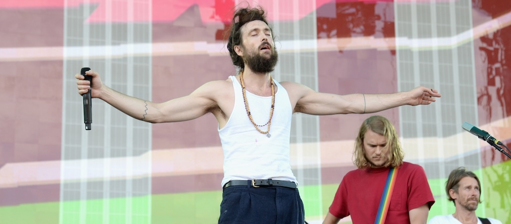 Indiecast On The Viral Edward Sharpe Moment This Week