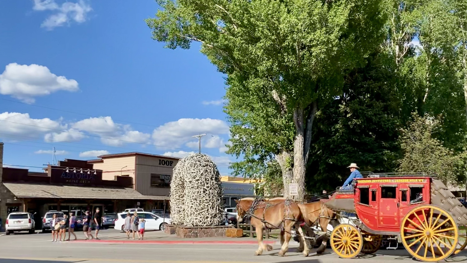 One Of America's Most Vibrant Art Scenes Is Found At This Underrated, Outdoorsy Wyoming Town