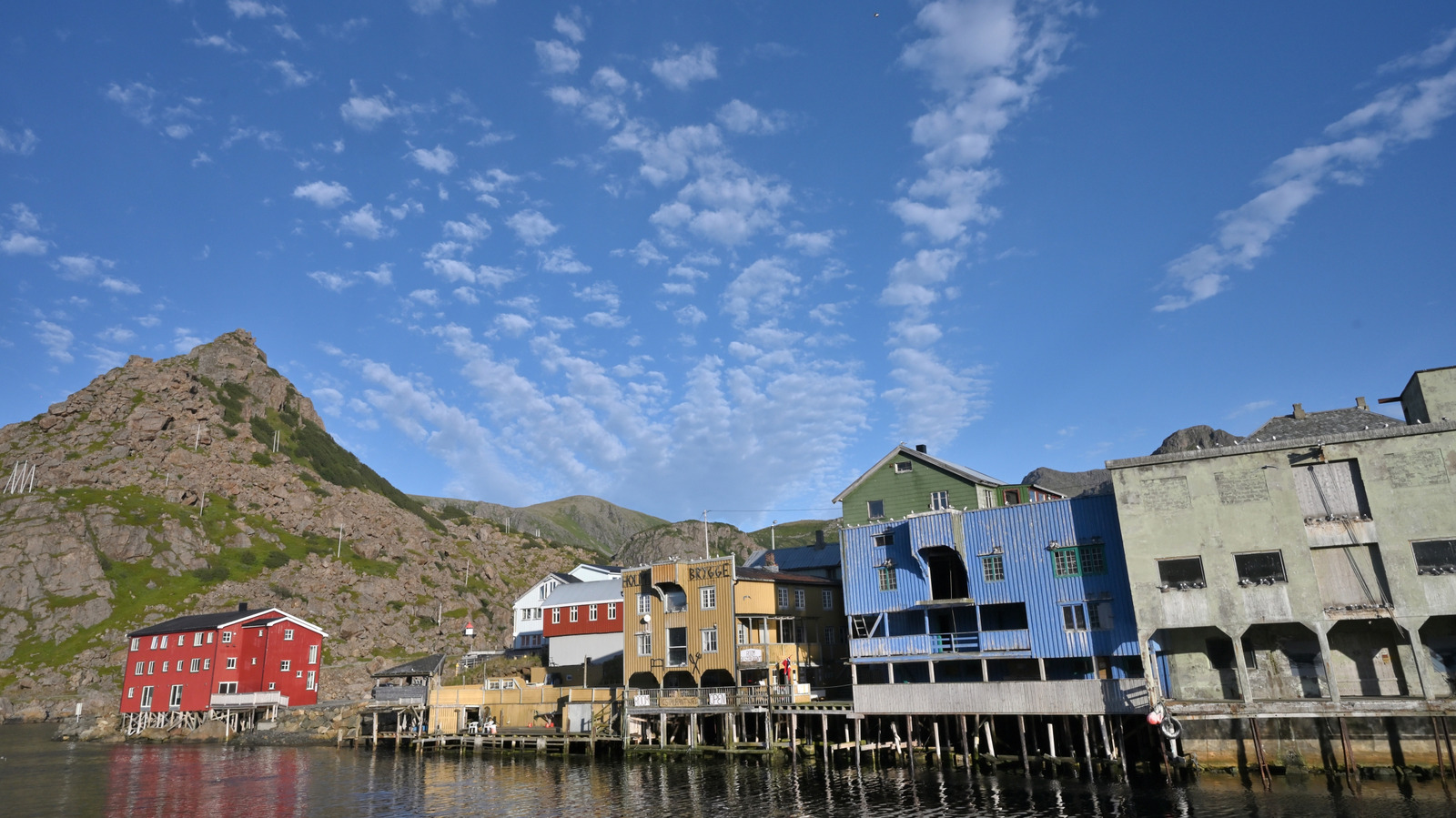 Norway's Once-Abandoned Fishing Village Has Become A Refuge For Creatives Under The Northern Lights