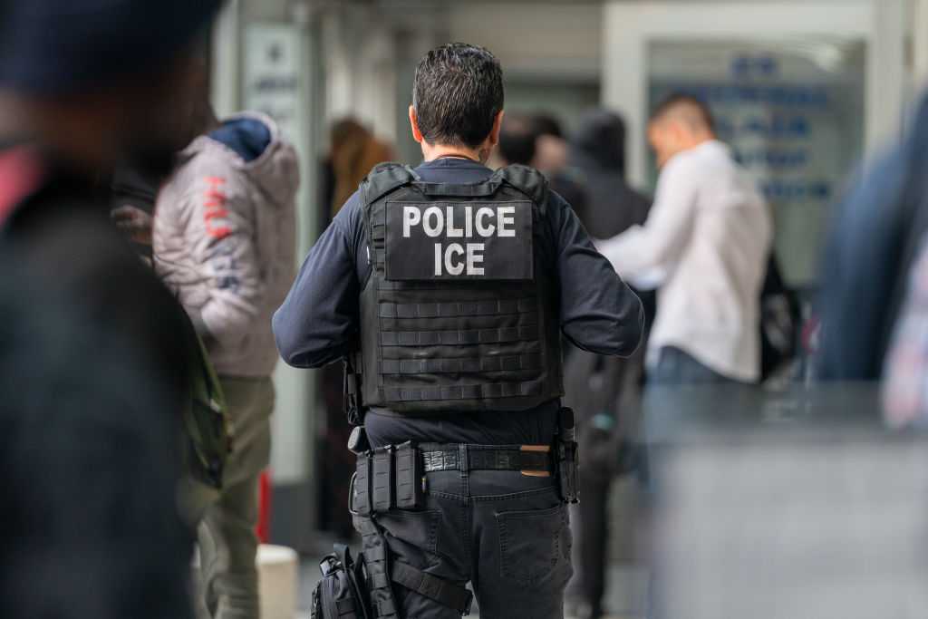 Immigration journalist who was granted bond still in ICE custody