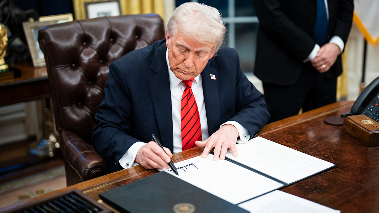 SBA orders banks to comply with Trump debanking executive order by December deadline