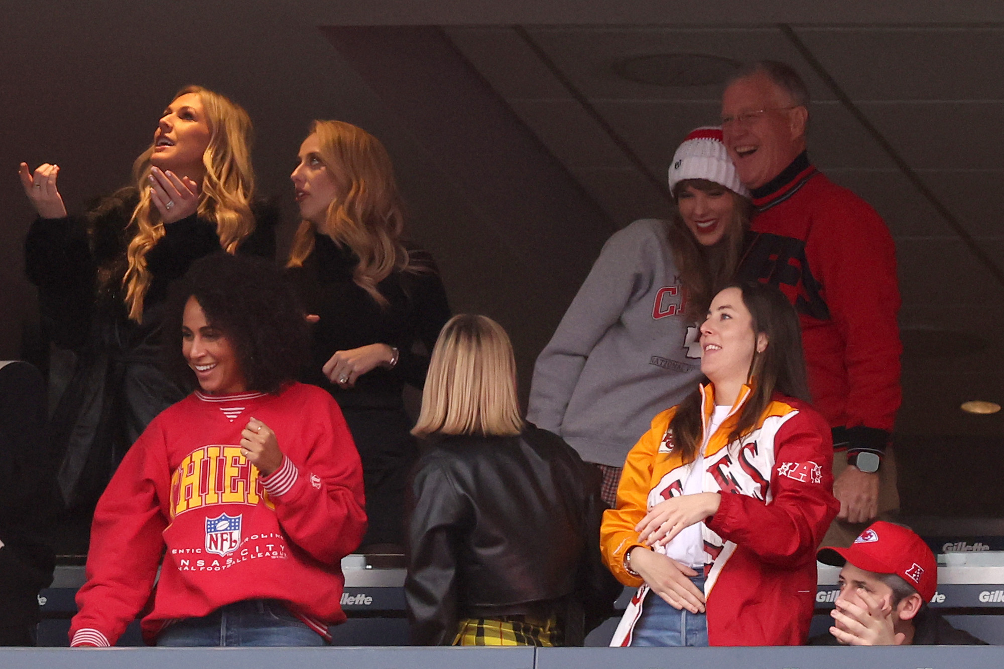 Inside Travis Kelce’s Relationship With Taylor Swift’s Family