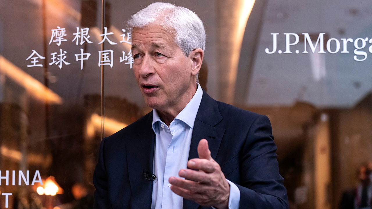 Jamie Dimon criticizes Zohran Mamdani as 'Marxist,' blasts Democrats' DEI push: 'Big hearts and little brain'