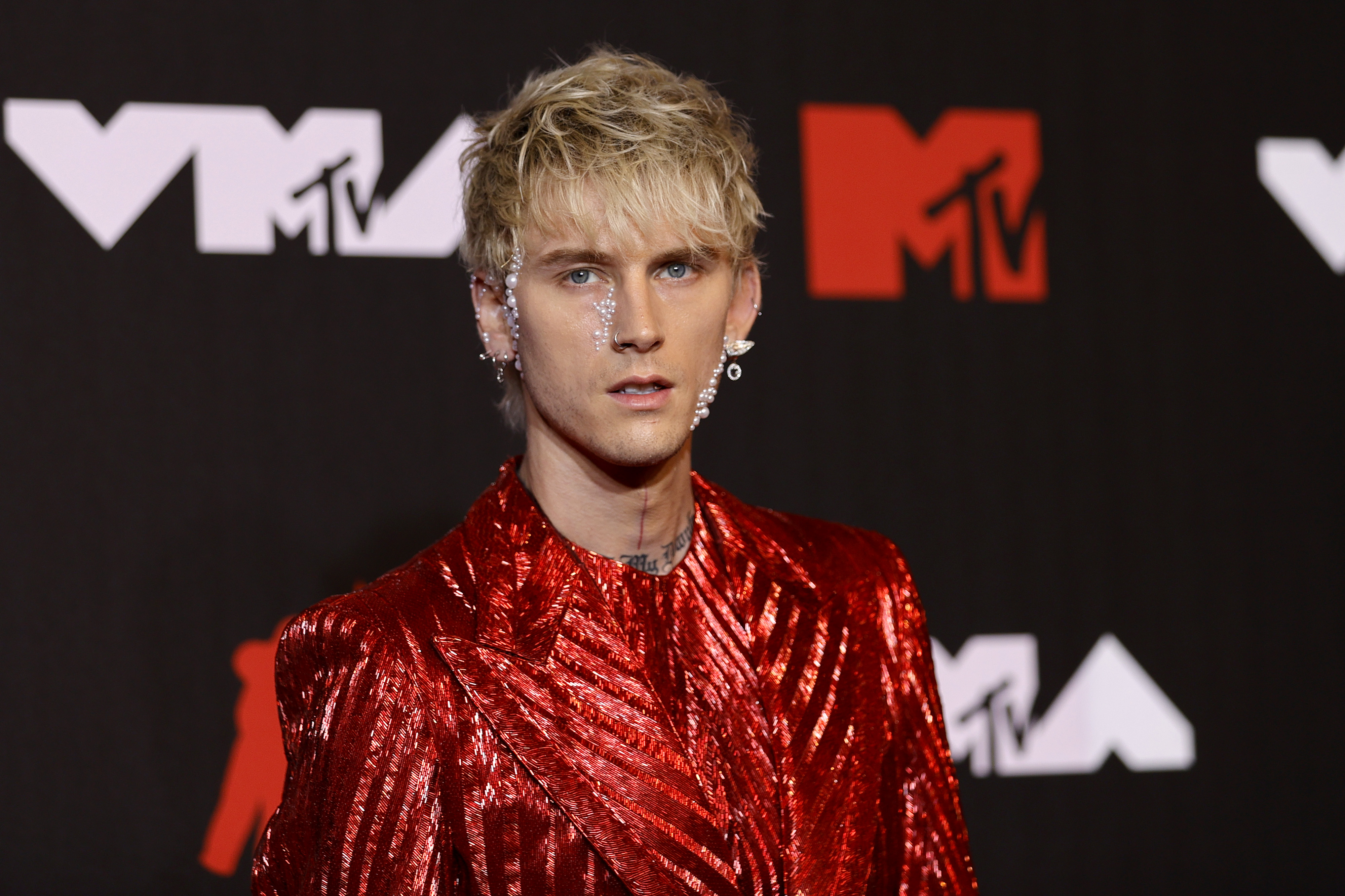 Machine Gun Kelly Claims He Turned Down ‘Sinners’ Role Over Racial Slur